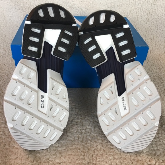NIB Adidas POD-S3.1 W7.5 and W7 - Picture 6 of 8